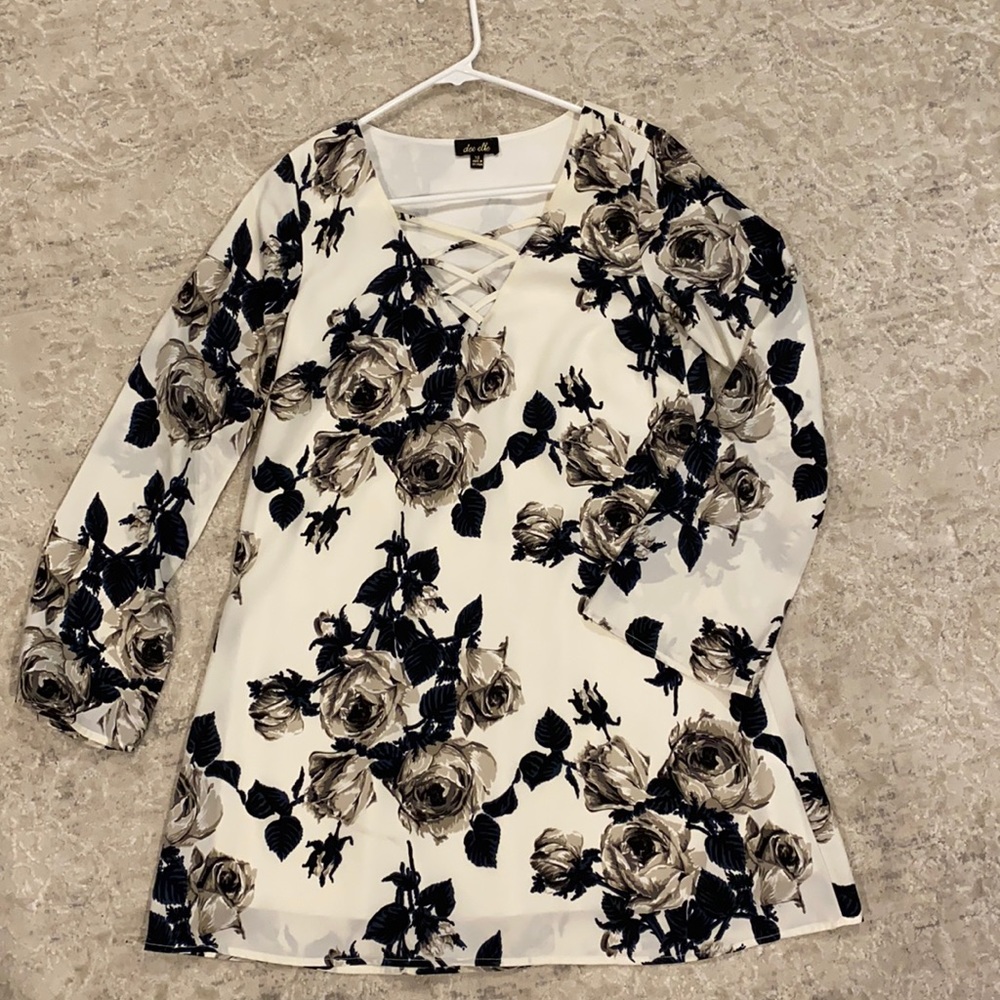 White floral tunic dress